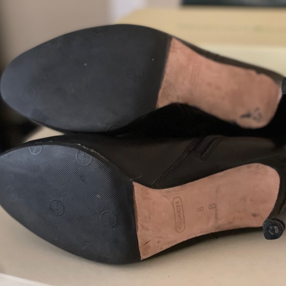 Coach Blossom Black Leather Heel, Ankle Boots, size 8 - Picture 3 of 3